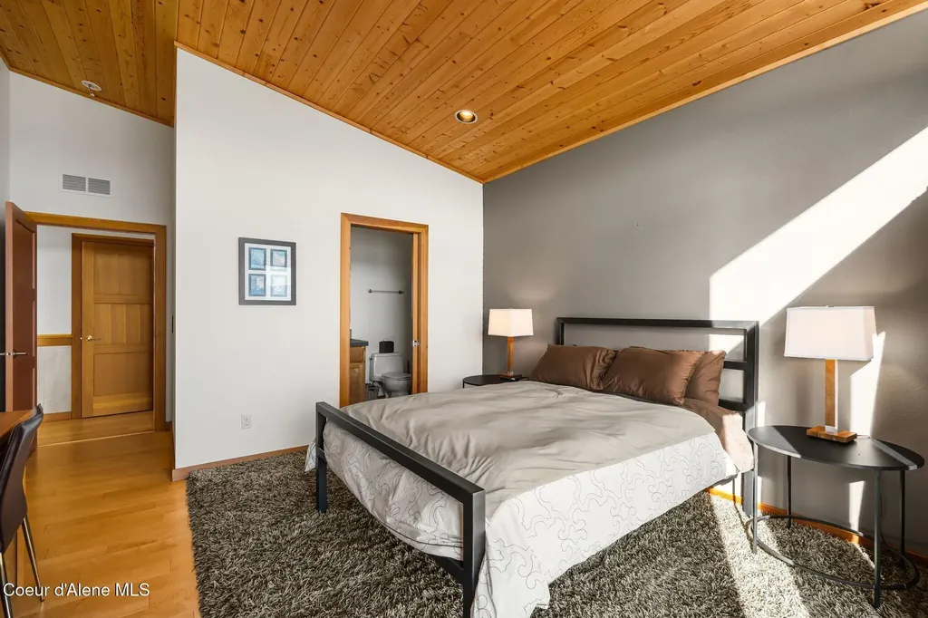 825 Winter Ridge Road Hope ID 83836