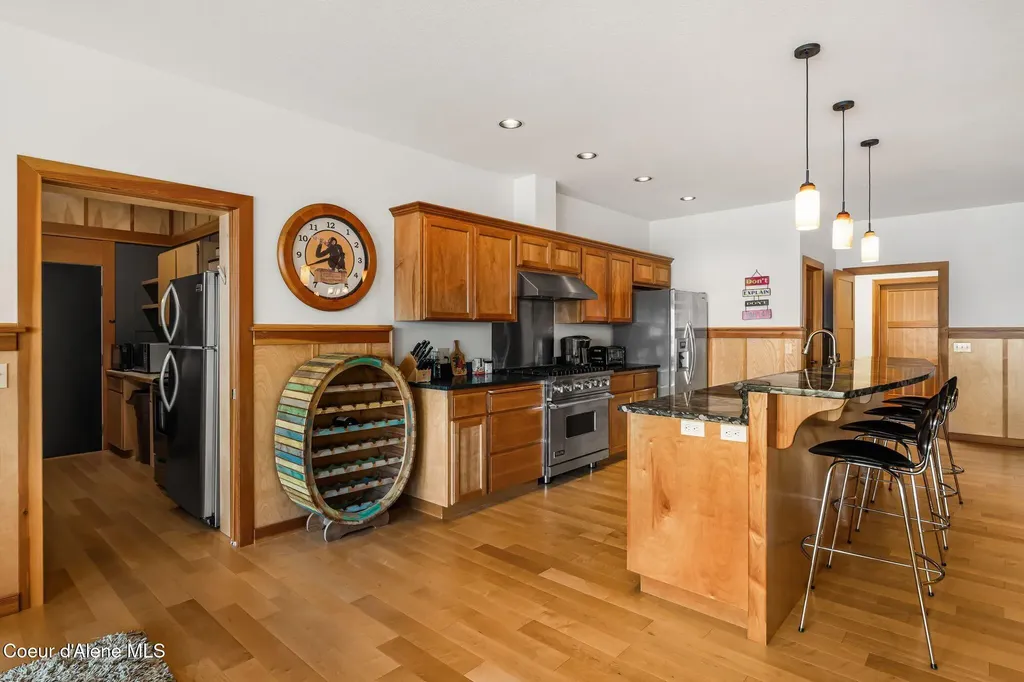 825 Winter Ridge Road Hope ID 83836