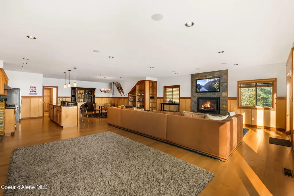 825 Winter Ridge Road Hope ID 83836