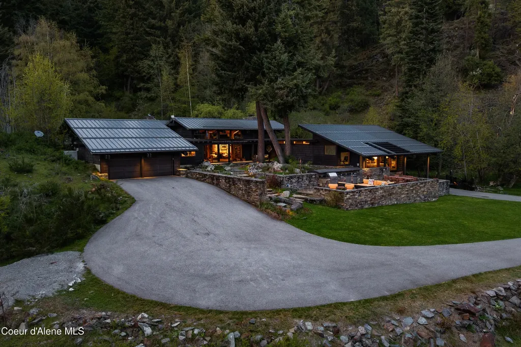 825 Winter Ridge Road Hope ID 83836