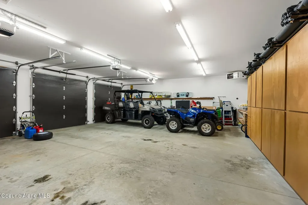 825 Winter Ridge Road Hope ID 83836