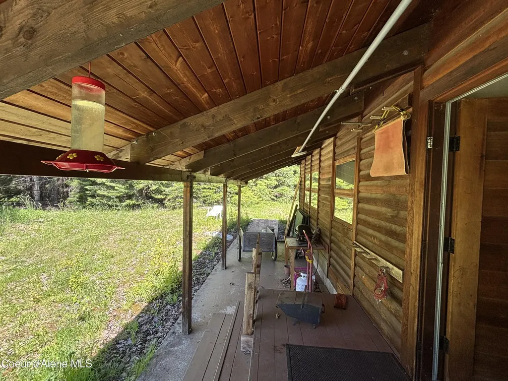 2216 Mosquito Creek Road Clark Fork ID 83811