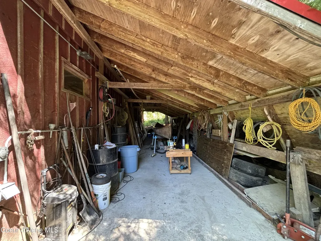 2216 Mosquito Creek Road Clark Fork ID 83811