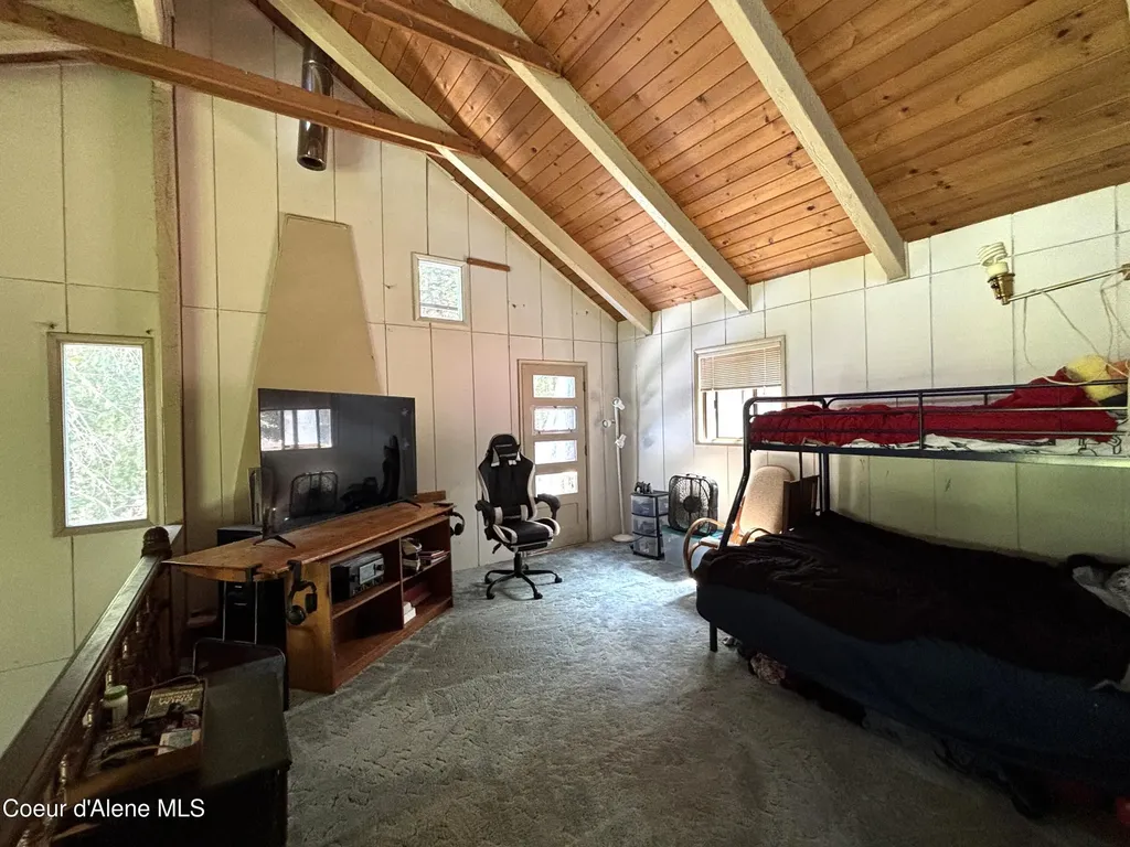 2216 Mosquito Creek Road Clark Fork ID 83811