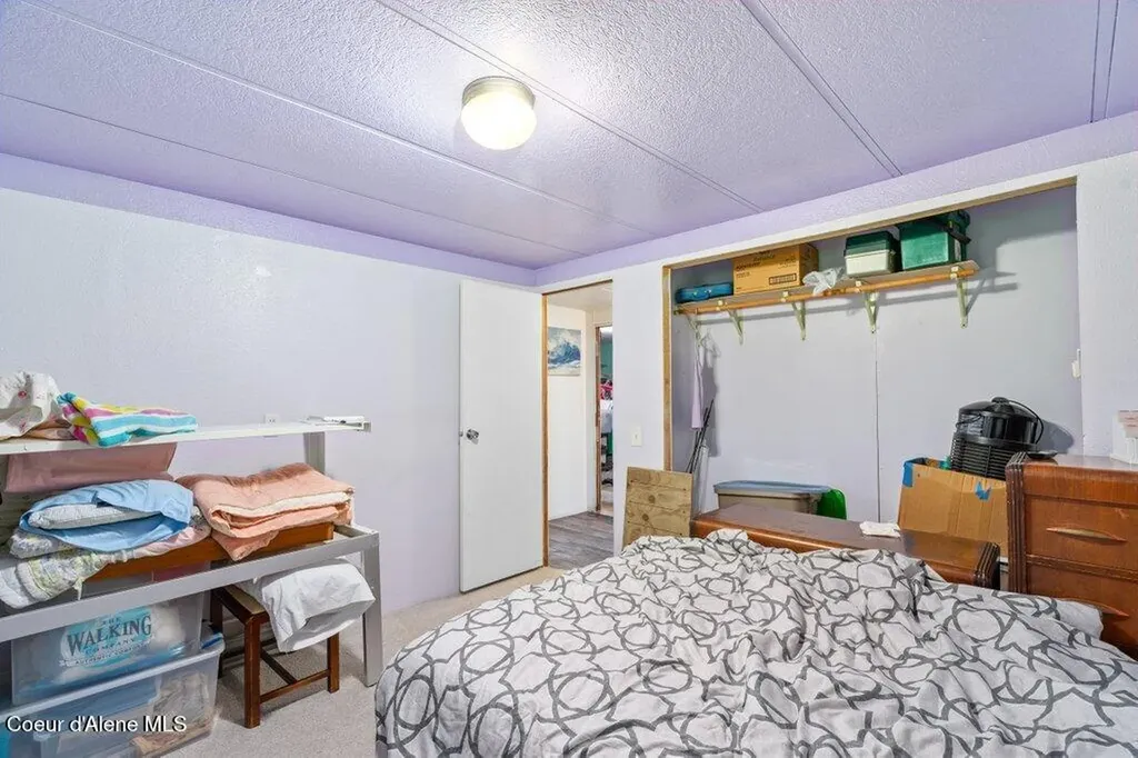 712 Nitty Gritty Lane Priest River ID 83856
