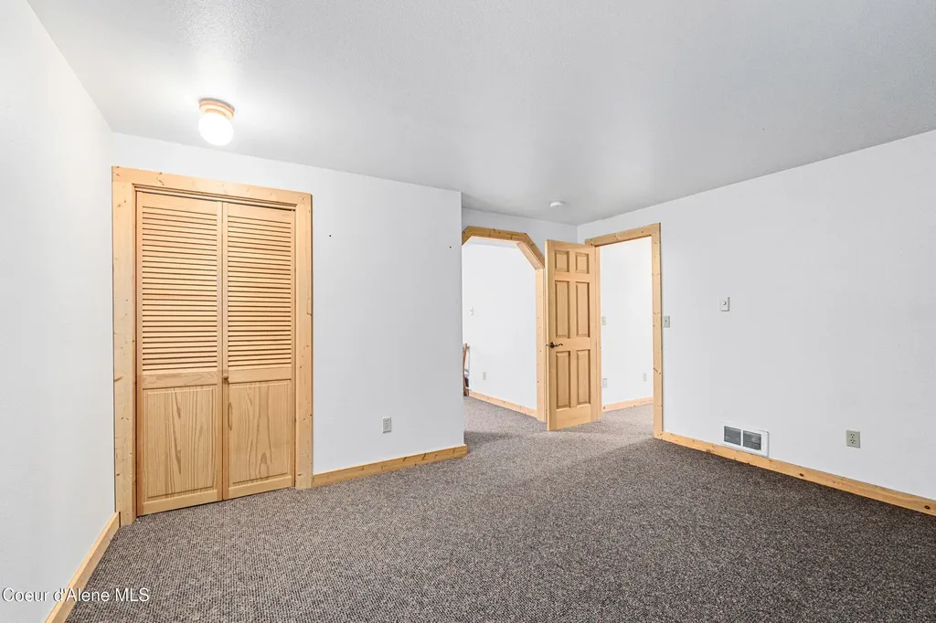 287 Cougar Run Road Priest River ID 83856