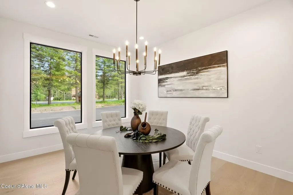 7518 E Duke Lane Athol ID 83801