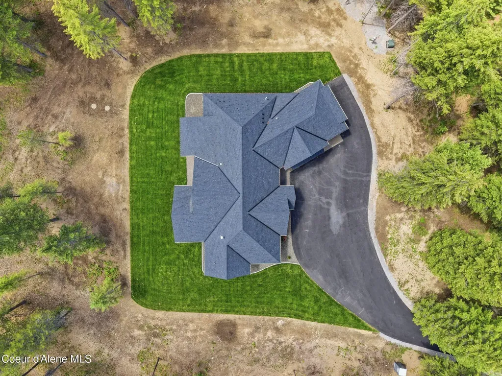7518 E Duke Lane Athol ID 83801