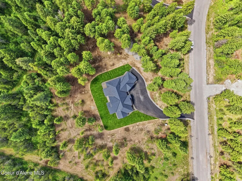 7518 E Duke Lane Athol ID 83801