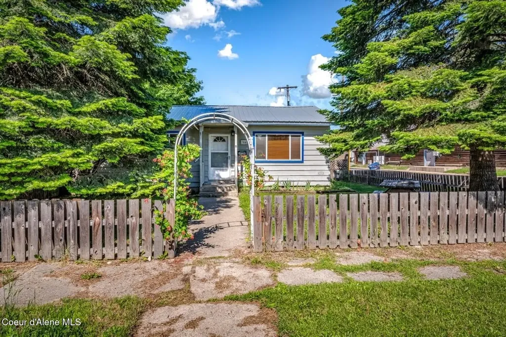304 S Lavina Avenue Sandpoint ID 83864