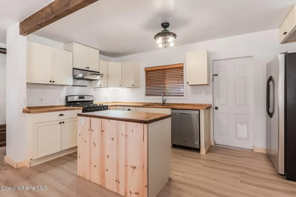 304 S Lavina Avenue Sandpoint ID 83864