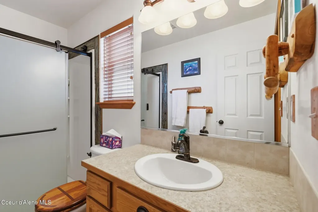 1460 N Willamette Drive Post Falls ID 83854