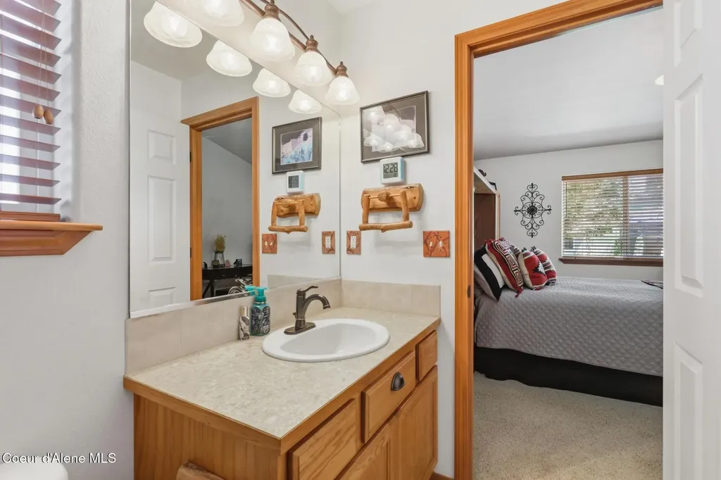 1460 N Willamette Drive Post Falls ID 83854