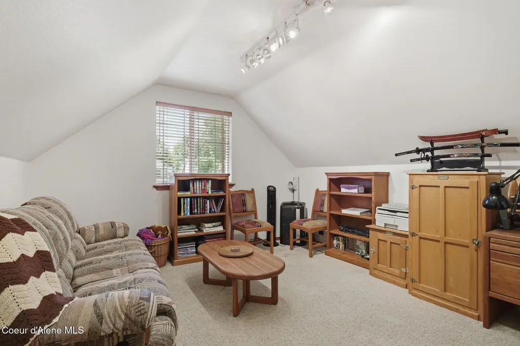 1460 N Willamette Drive Post Falls ID 83854