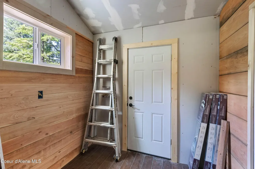 40 Laid Back Drive Sandpoint ID 83864