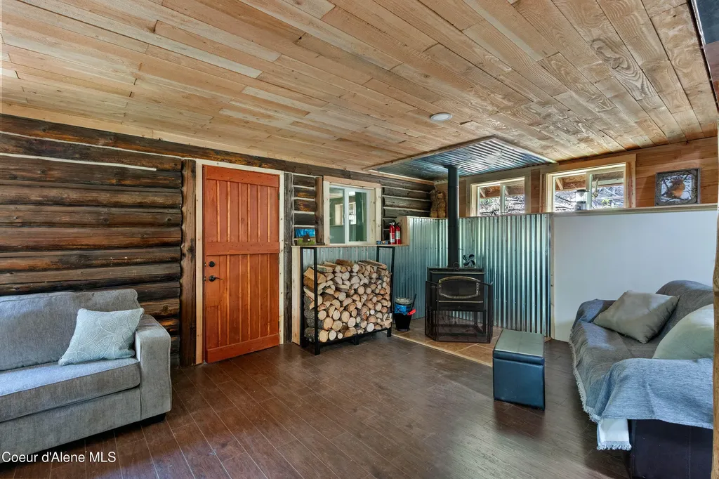 40 Laid Back Drive Sandpoint ID 83864