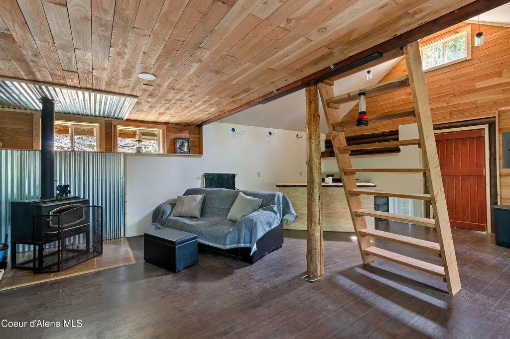 40 Laid Back Drive Sandpoint ID 83864