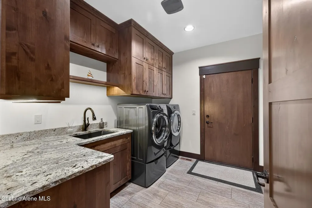 4485 E Cattail Court Hayden ID 83835