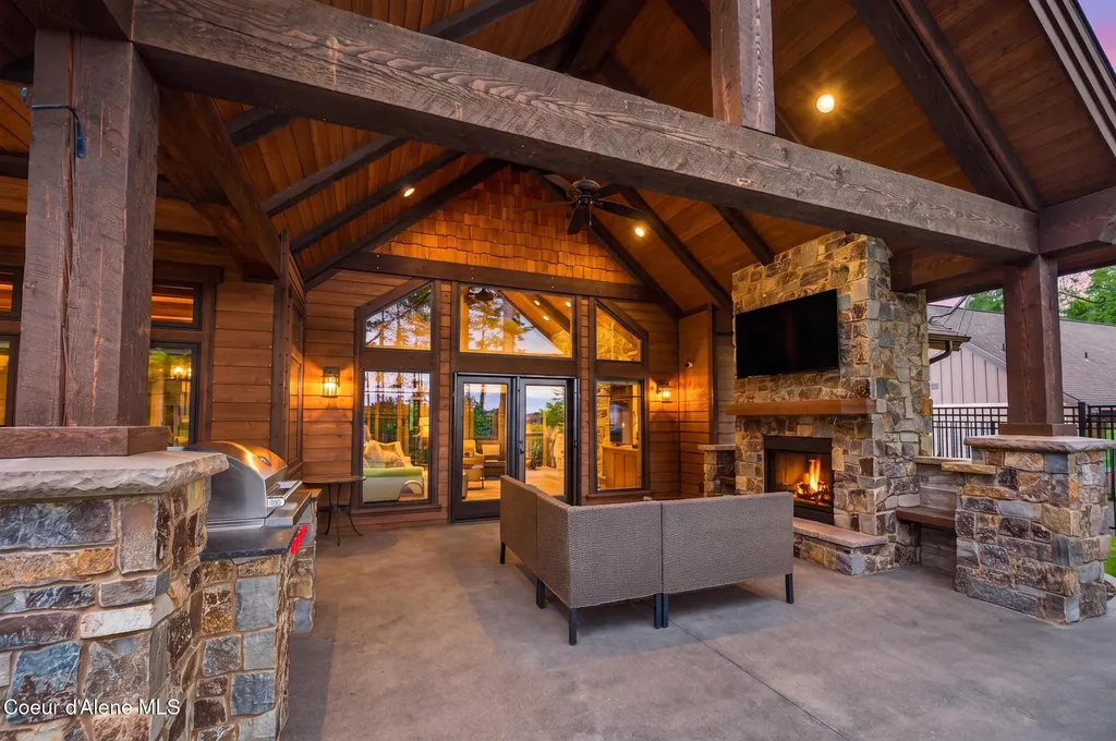 4485 E Cattail Court Hayden ID 83835