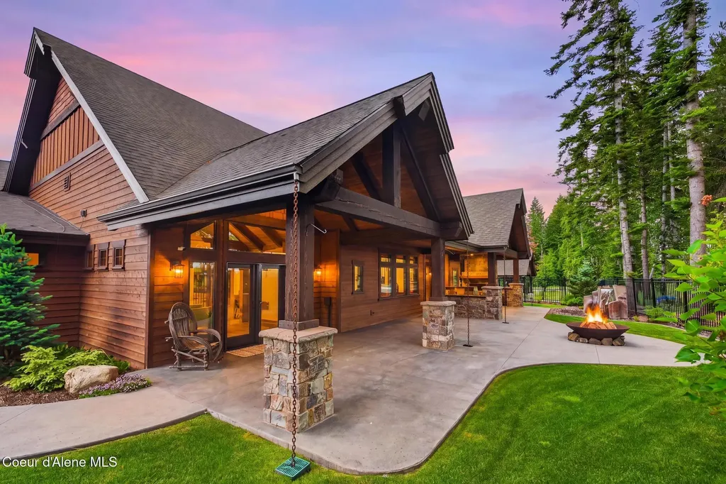 4485 E Cattail Court Hayden ID 83835