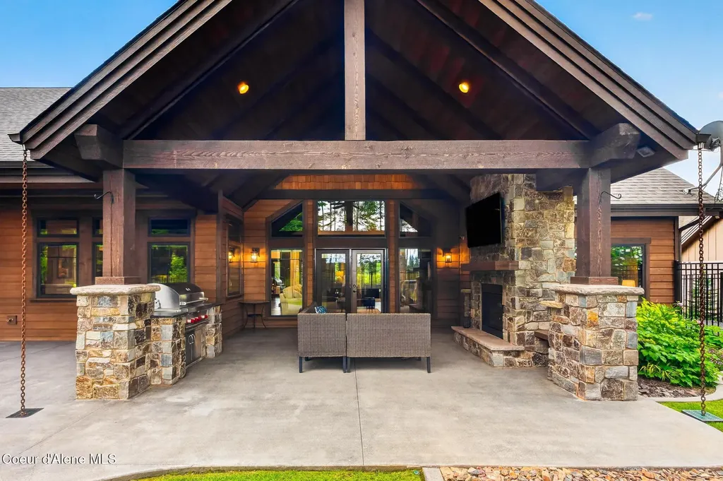 4485 E Cattail Court Hayden ID 83835