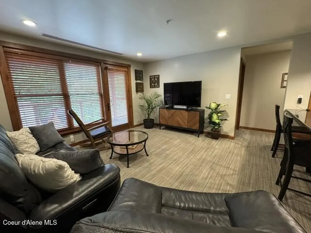 834 Mckinley Avenue W Kellogg ID 83837
