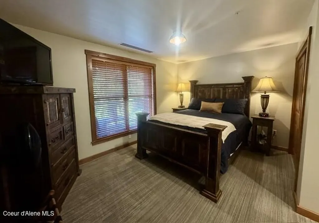 834 Mckinley Avenue W Kellogg ID 83837