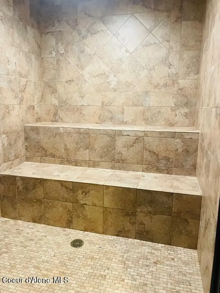 834 Mckinley Avenue W Kellogg ID 83837