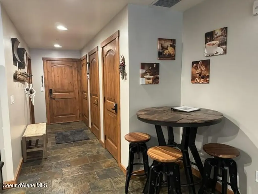834 Mckinley Avenue W Kellogg ID 83837