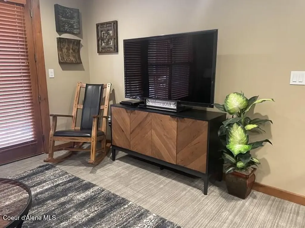 834 Mckinley Avenue W Kellogg ID 83837