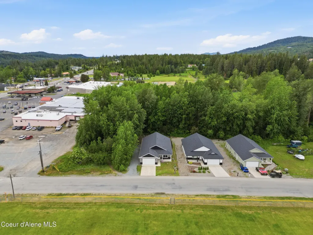 106 11th Street Priest River ID 83856