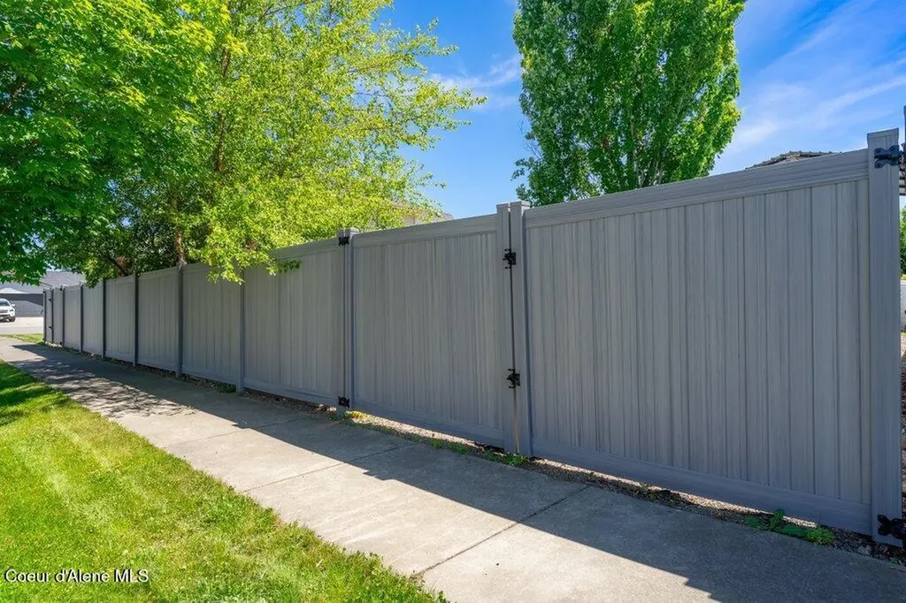 1335 N Moonstone Street Post Falls ID 83854