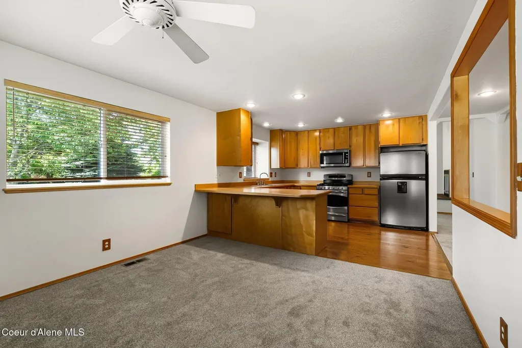 502 S Lincoln Avenue Sandpoint ID 83864