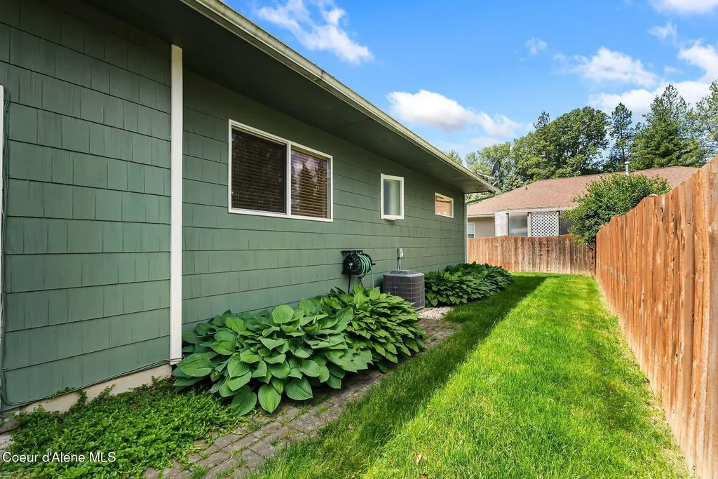 502 S Lincoln Avenue Sandpoint ID 83864
