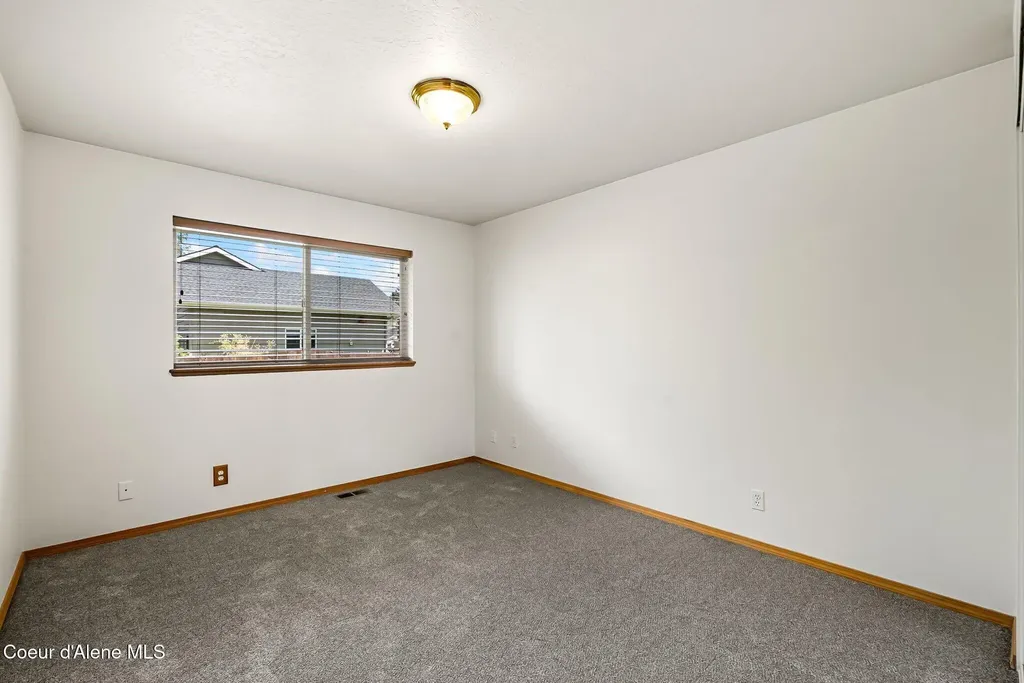 502 S Lincoln Avenue Sandpoint ID 83864