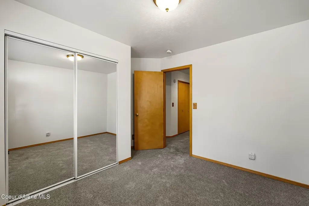 502 S Lincoln Avenue Sandpoint ID 83864