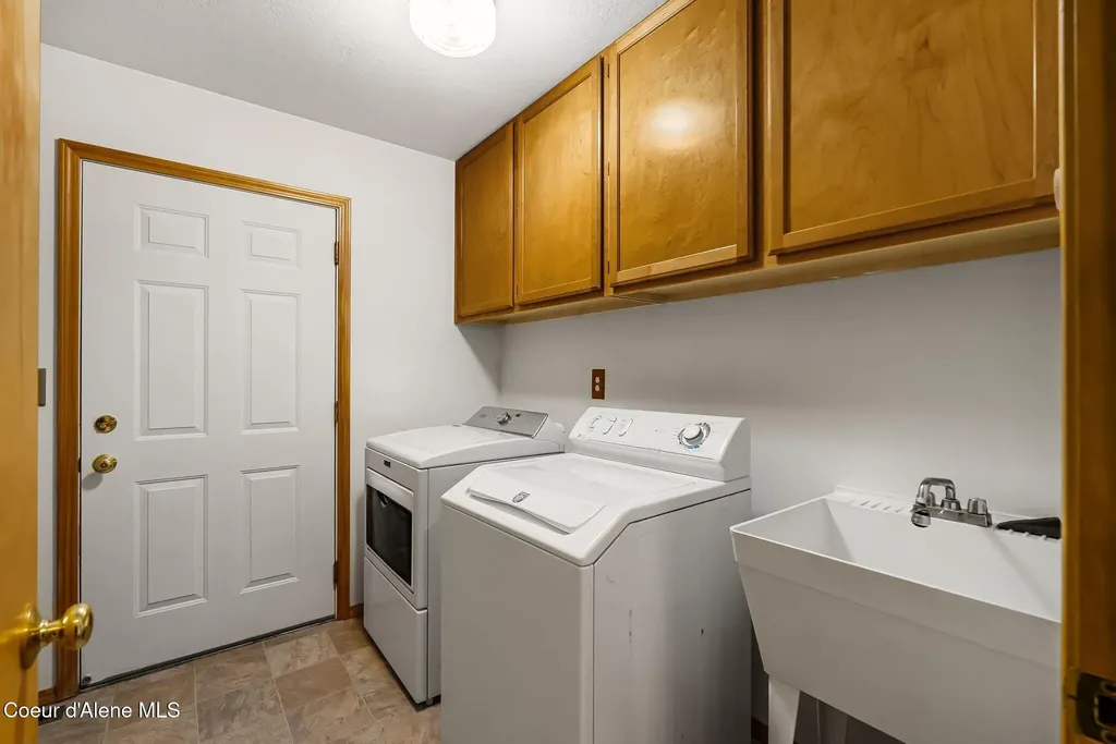 502 S Lincoln Avenue Sandpoint ID 83864