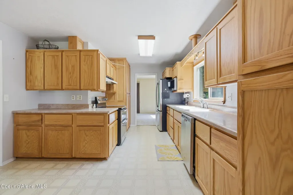 515172 U.s. 95 Bonners Ferry ID 83805