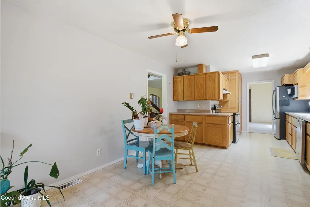 515172 U.s. 95 Bonners Ferry ID 83805
