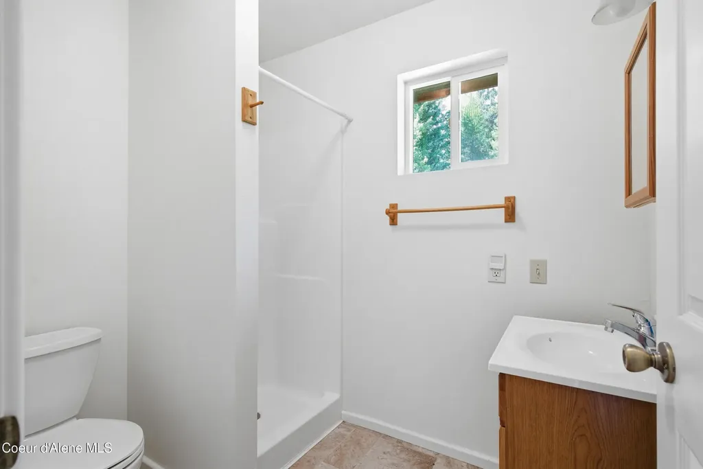 515172 U.s. 95 Bonners Ferry ID 83805