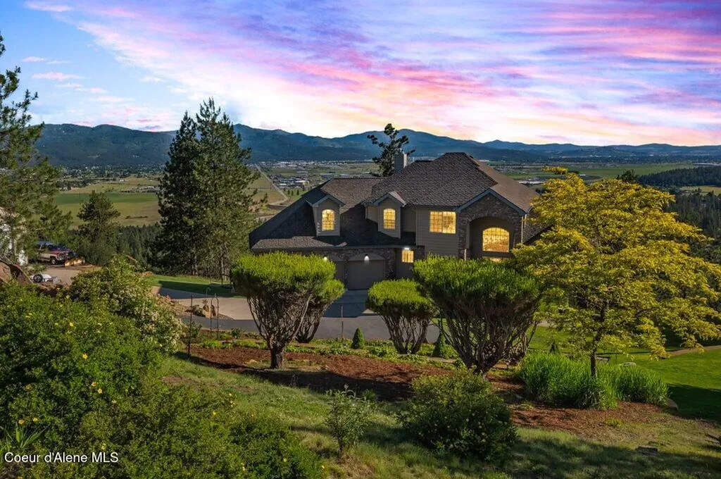 10715 N Payment Peak Road Hauser ID 83854
