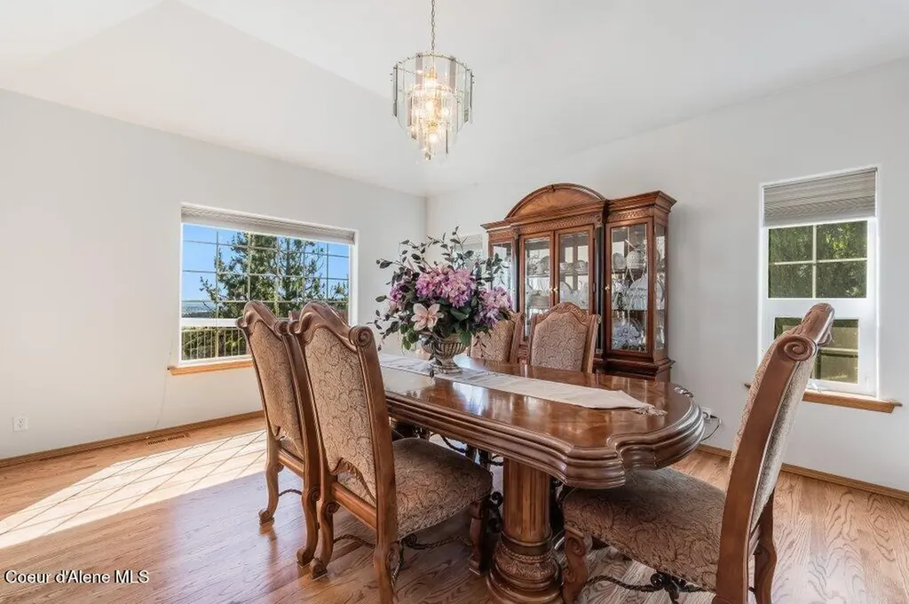 10715 N Payment Peak Road Hauser ID 83854