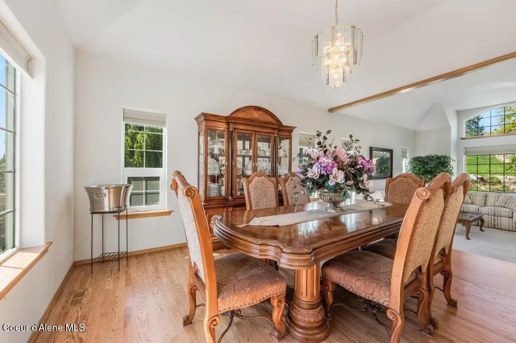 10715 N Payment Peak Road Hauser ID 83854