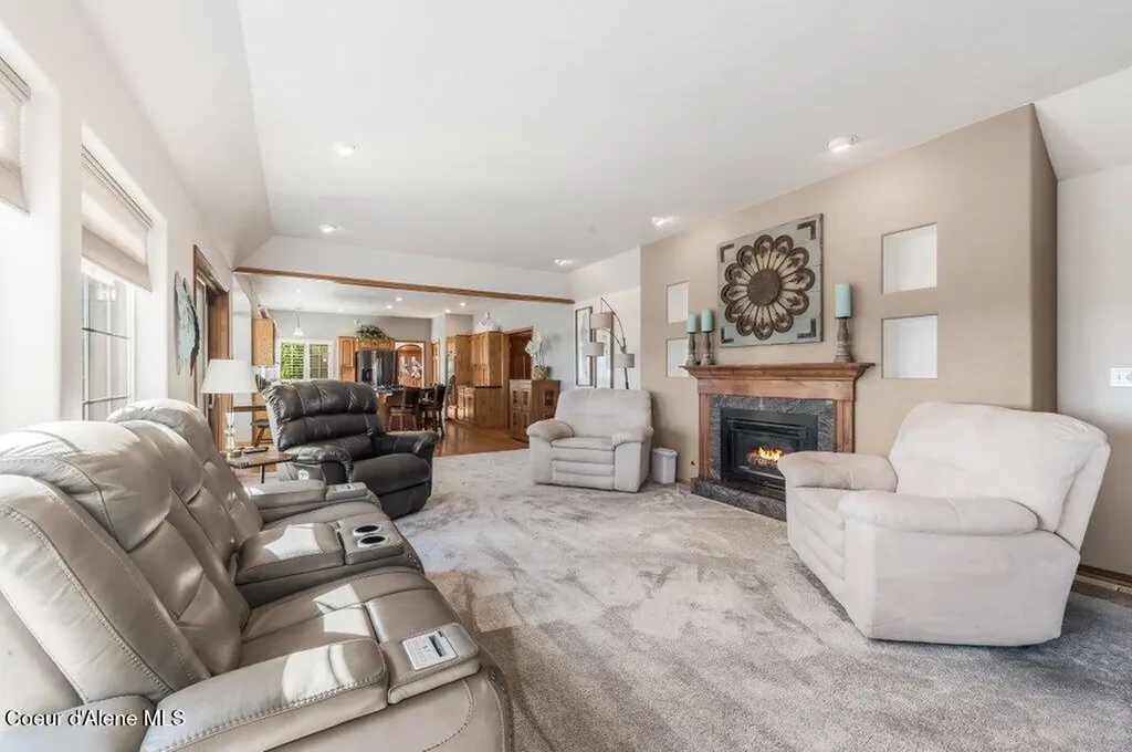 10715 N Payment Peak Road Hauser ID 83854