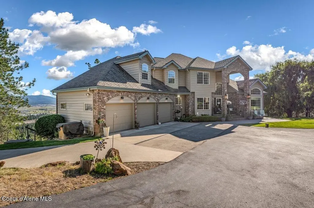 10715 N Payment Peak Road Hauser ID 83854
