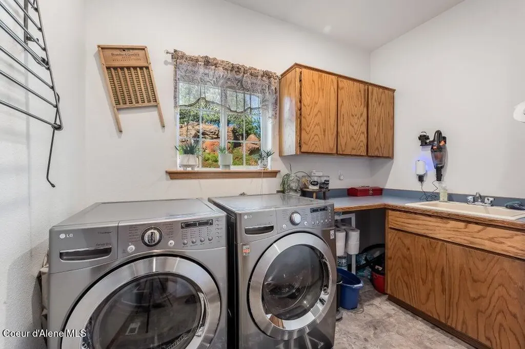 10715 N Payment Peak Road Hauser ID 83854