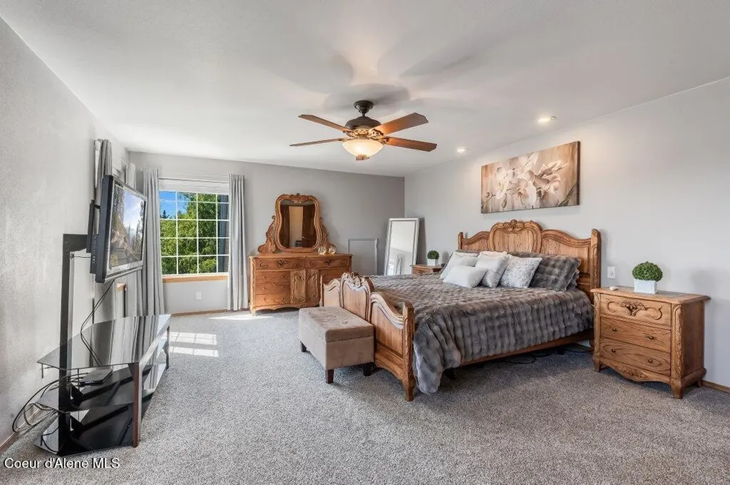 10715 N Payment Peak Road Hauser ID 83854
