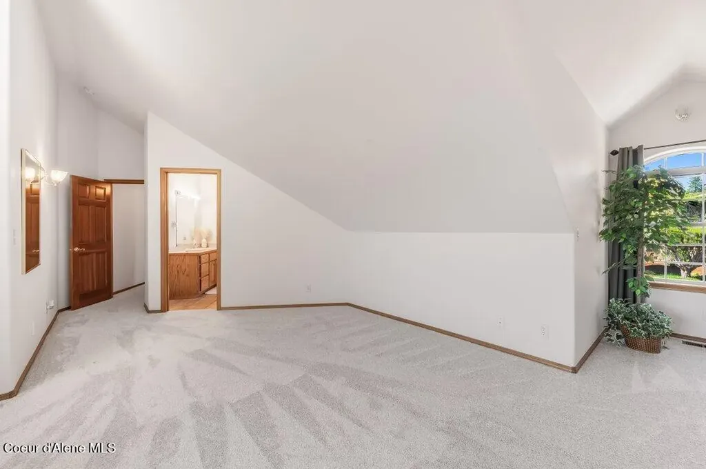 10715 N Payment Peak Road Hauser ID 83854