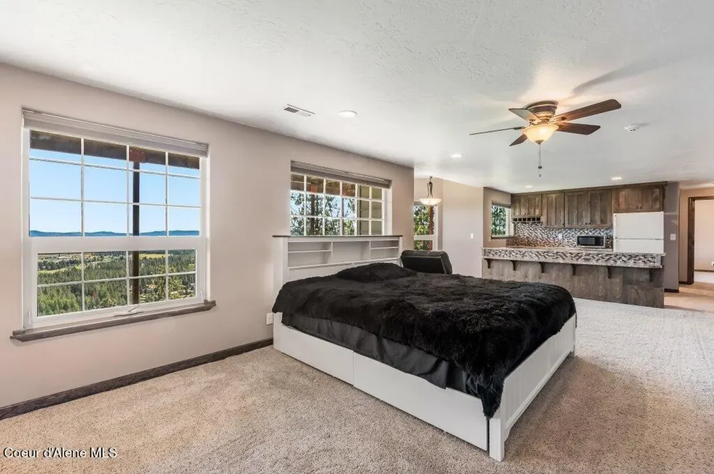 10715 N Payment Peak Road Hauser ID 83854