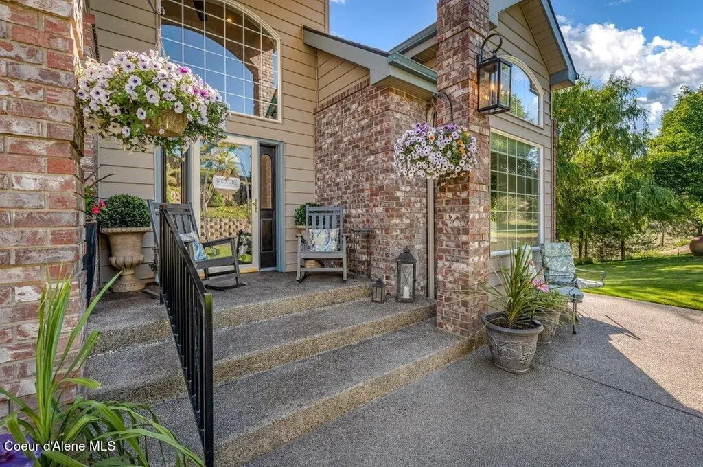 10715 N Payment Peak Road Hauser ID 83854